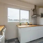 Grand Moderne Avec 4 A 15ᵉ * パリ