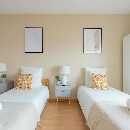 Grand Moderne Avec 4 A 15ᵉ Paris